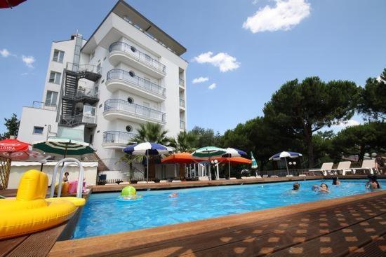 Hotel Lido Europa Риччоне Экстерьер фото